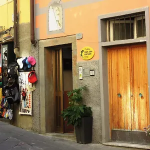 Anna Michielini Italy