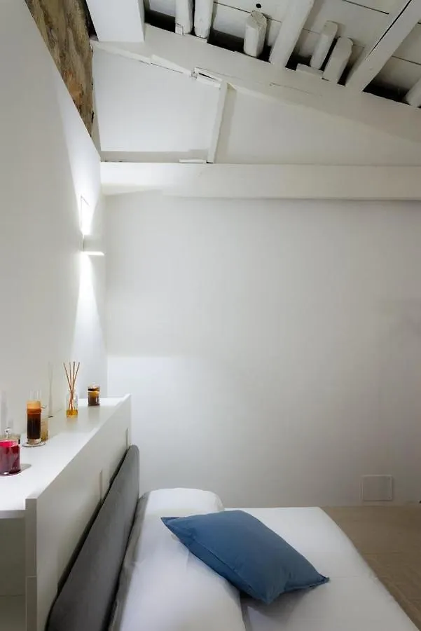 Piazza Florio Rooms Palermo 3*,  İtalya